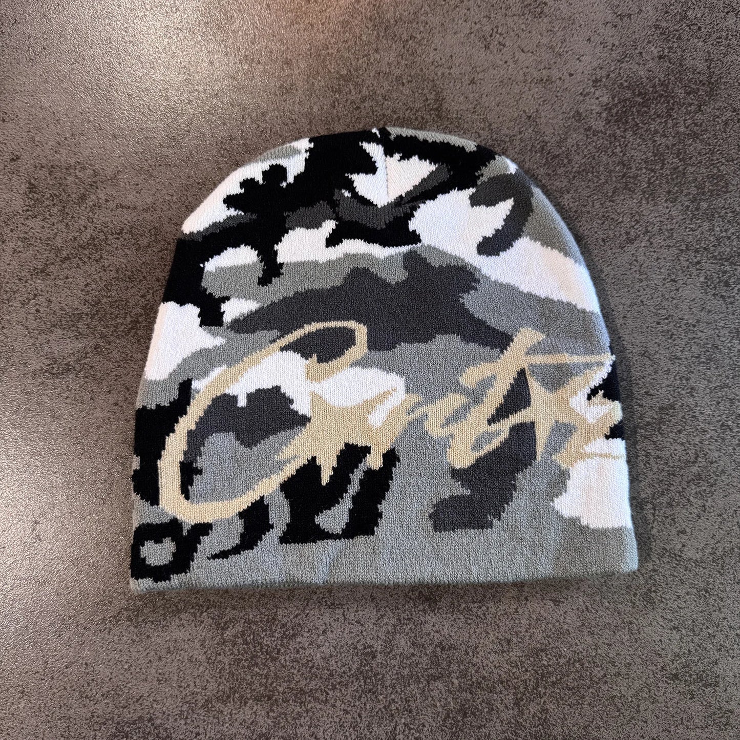 Letter contrasting Bennie Y2K