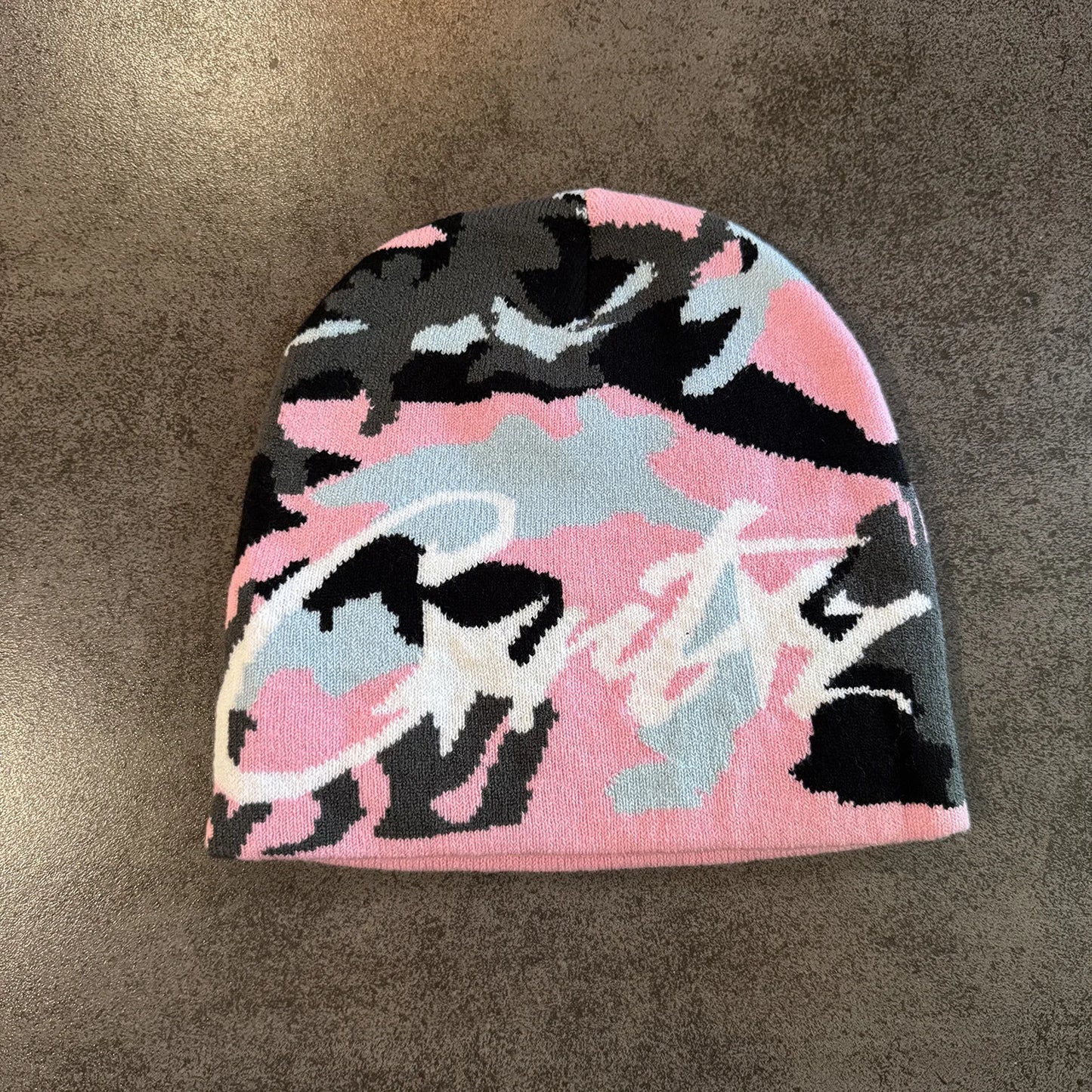 Letter contrasting Bennie Y2K